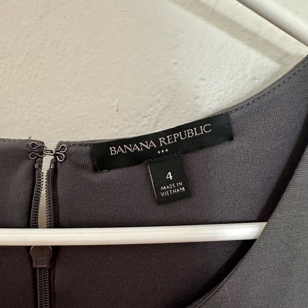 Banana Republic Bodycon Midi Dress - Picture 2 of 4